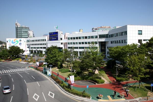 창원시, &lsquo;지역사회서비스 투자사업&rsquo;이용자 모집 합니다!창원시, ‘지역사회서비스 투자사업’이용자  모집 합니다!(사회복지과).jpg