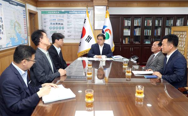 &lsquo;중소형 특수선박 지원센터&rsquo;구축에 따른 실사단 창원 방문 ‘중소형 특수선박 지원센터’구축에 따른 실사단 창원 방문 (2).jpg