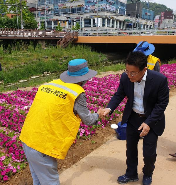 허만영 제1부시장, 희망근로 사업장 현장 점검 허만영 제1부시장, 희망근로 사업장 현장 점검 (3).jpg