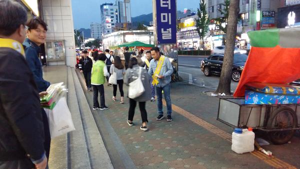 창원시청소년지원센터 꿈드림, 거리상담실 운영창원시청소년지원센터 꿈드림, 거리상담실 운영.jpg