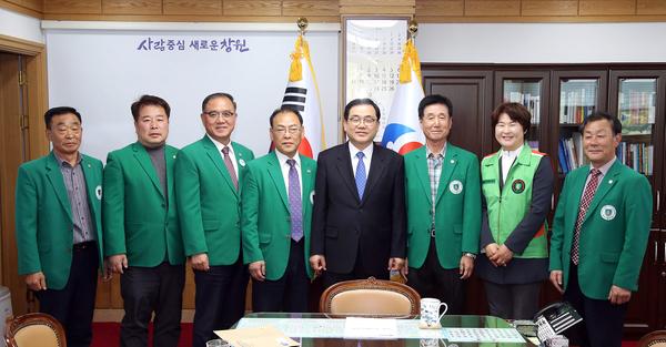 허성무 창원시장, 자율방재단과 안전 소통 간담회 가져허성무 창원시장, 자율방재단과 안전 소통 간담회 가져.jpg