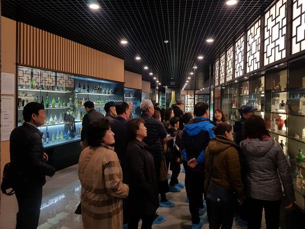 외국인 관광객, 창원의 매력에 풍덩 빠지다외국인 관광객, 창원의 매력에 풍덩 빠지다 (2).jpg