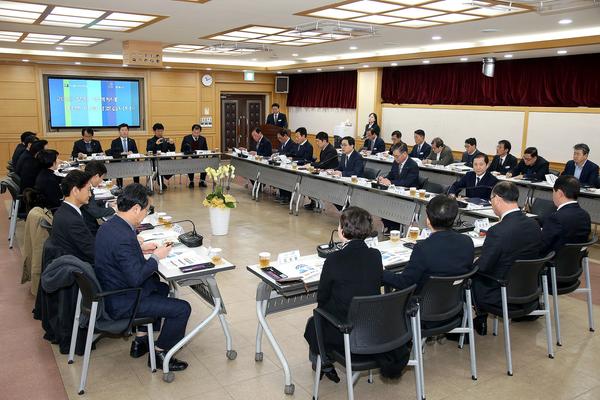 창원시, 더불어민주당 도의원과의 당정협의회 가져.창원시, 더불어민주당 도의원과의 당정협의회 가져.jpg