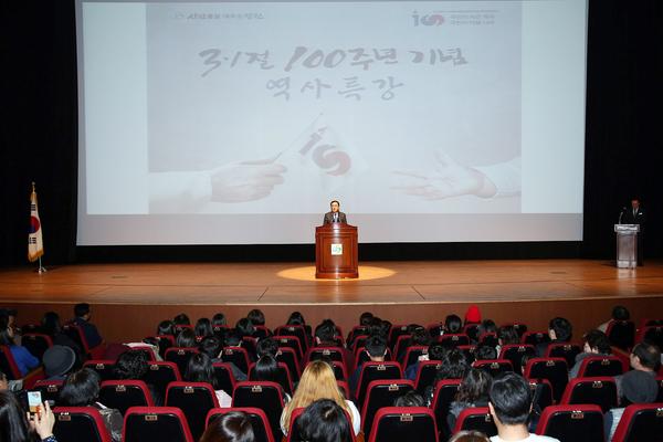 창원시, 3.1절 100주년의 의미를 시민과 함께 배우다 창원시, 3.1절 100주년의 의미를 시민과 함께 배우다 (2).jpg