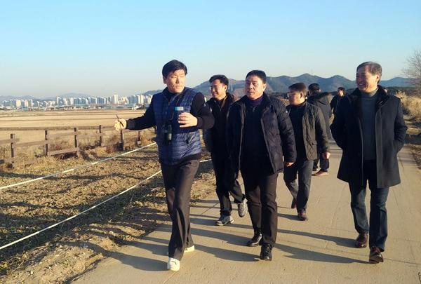광주광역시 의회 산업건설위원회, 주남저수지 방문.광주광역시 의회 산업건설위원회, 주남저수지 방문.jpg