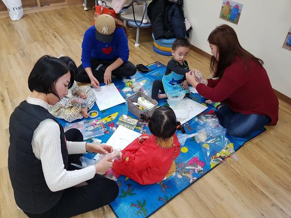 창원시 공동육아나눔터, 그림책놀이로 상상력 UP!.창원시 공동육아나눔터, 그림책놀이로 상상력 UP!.jpg