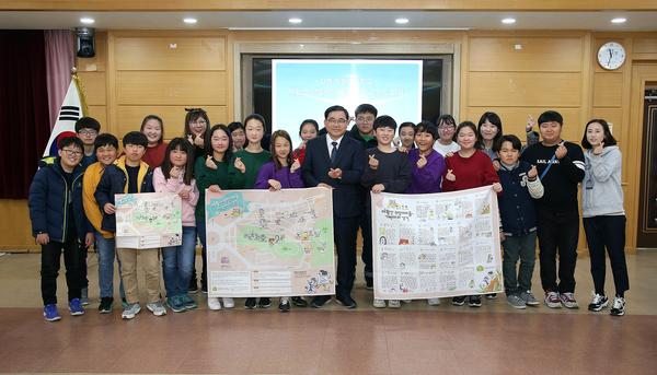 초등생, &lsquo;창원시 도시재생 뉴딜사업 정책제안&rsquo; 눈길.초등생, ‘창원시 도시재생 뉴딜사업 정책제안’ 눈길.jpg