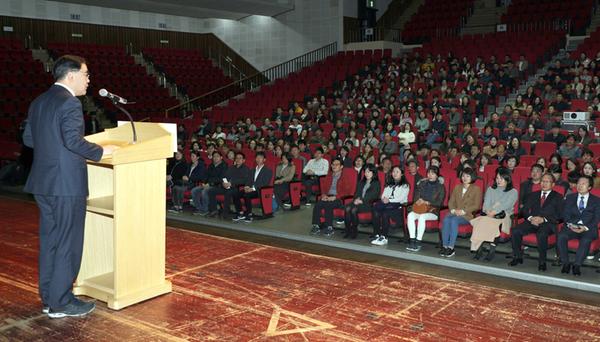 &ldquo;시민의 삶 담는 그릇으로 다양성 포용하는 도시 돼야&rdquo;.“시민의 삶 담는 그릇으로 다양성 포용하는 도시 돼야”.jpg