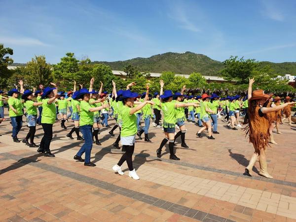                       창원시, 9월 1일 대규모 플래시몹로 사격선수권 띄운다창원시, 9월 1일 대규모 플래시몹로 사격선수권 띄운다.jpg