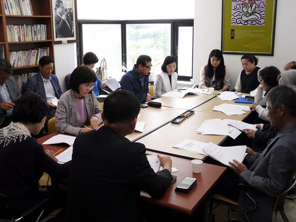                  경남문학제 개최 위한 실무자 회의 경남문학제 개최 위한 실무자 회의 (2).JPG