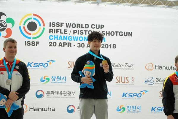                     김준홍 선수 금메달 획득 김준홍 선수 금메달 획득 (1).jpg