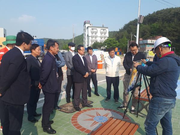                      관광진흥위원회 광암해수욕장 방문관광진흥위원회 광암해수욕장 방문.jpg