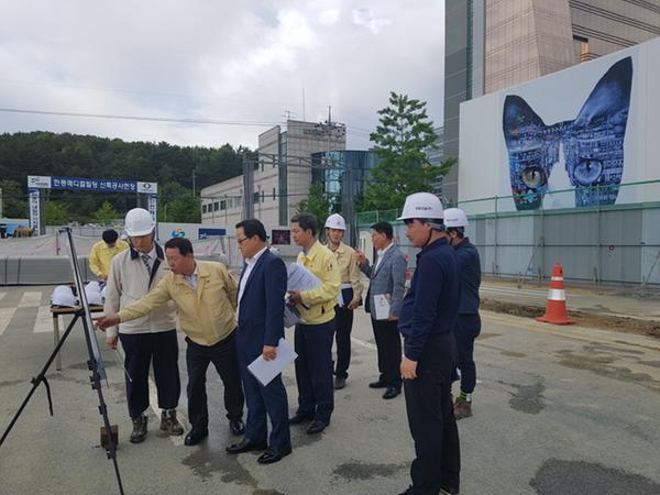                          정구창 창원시 제1부시장 재해위험지역 현장점검정구창 창원시 제1부시장 재해위험지역 현장점검.jpg