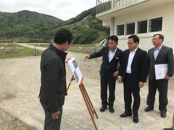                        정구창 창원시 제1부시장, 300M 임시사격장 조성공사 현장점검정구창 창원시 제1부시장, 300M 임시사격장 조성공사 현장점검.jpeg