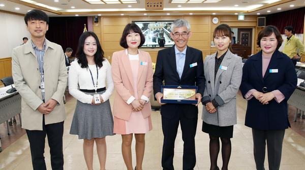            '1분기 베스트드림팀 및 이달(3월)의 베스트공무원' 선정 시상'1분기 베스트드림팀 및 이달(3월)의 베스트공무원' 선정 시상.jpg