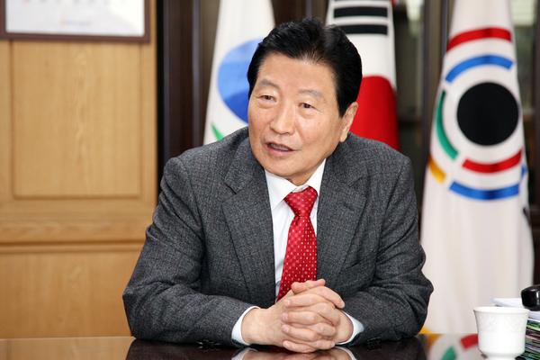                                 안상수 창원시장 안상수 창원시장 0001.jpg