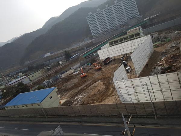                                   내서복합스포츠센터 건립 현장내서복합스포츠센터 건립 현장(마산회원구 내서읍 중리 일원).jpeg