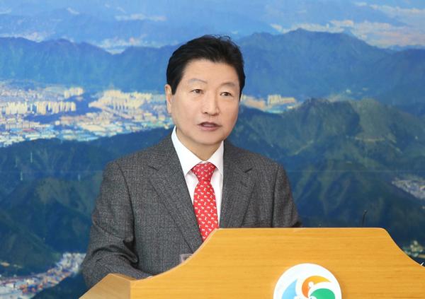                안상수 창원시장안상수 창원시장.jpg