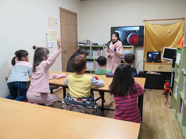                        여성결혼이민자 원어민강사 파견사업여성결혼이민자 원어민강사 파견사업.jpg