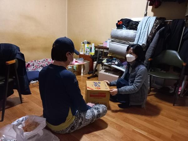 * 코로나19 확산과 경기침체에 따른 위기가구 증가로 인한 맞춤형 복지서비스 지원 강화에 관한 내용입니다. 