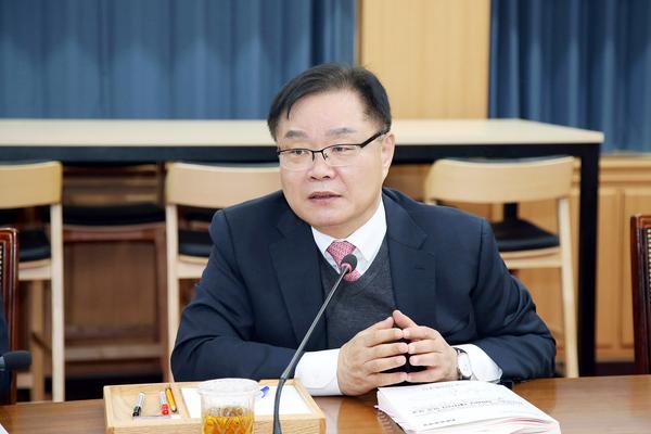 창원시, 2025년도 국비확보 발굴 보고... 8,799억 원 목표(예산담당관)★창원시, 2025년도 국비확보 발굴 보고... 8,799억 원 목표(예산담당관) (1).jpg