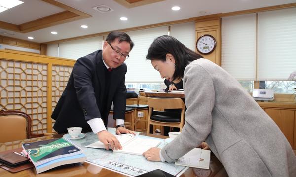 홍남표 창원특례시장, PM(프로젝트 경영)의 본산에서 높이 평가★홍남표 창원특례시장, PM(프로젝트 경영)의 본산에서 높이 평가(인사과).jpg