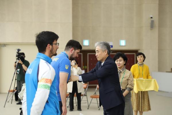 조명래 창원특례시 제2부시장, 2024 창원장애인사격월드컵대회 시상조명래 창원특례시 제2부시장, 2024 창원장애인사격월드컵대회 시상(체육진흥과) (1).jpeg