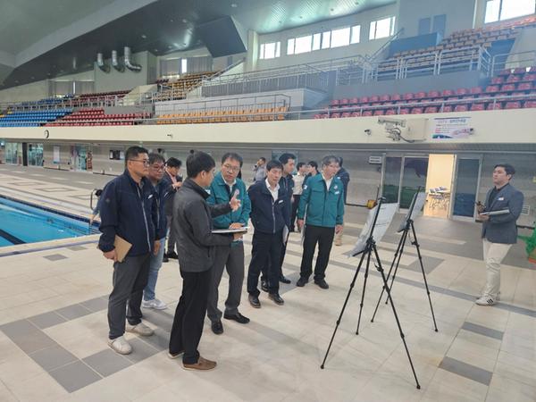 장금용 제1부시장, 전국체전 대비 경기장 사전 점검 나서장금용 제1부시장, 전국체전 대비 경기장 사전 점검 나서(안전총괄담당관).jpg