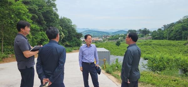   비포장도로 정비를 통한 고양마을 주민들의 영농불편 해소