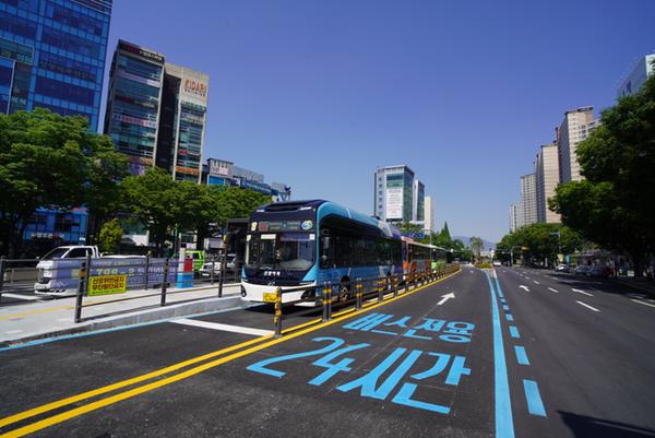 창원 원이대로 S-BRT 임시 개통 한 달, 교통체계 안정화★창원 원이대로 S-BRT 임시 개통 한 달, 교통체계 안정화(신교통추진단) (1).jpg