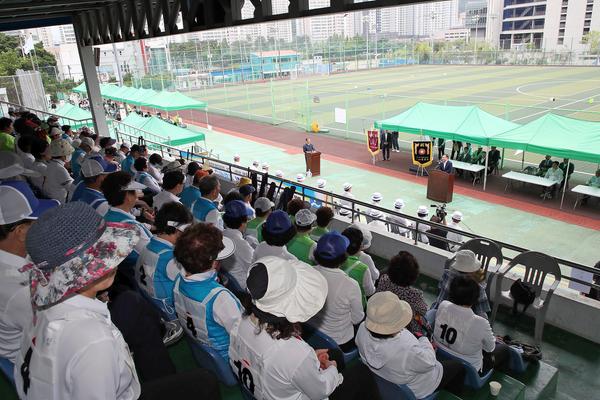 제12회 창원특례시장기 게이트볼대회로 친목 다져★제12회 창원특례시장기 게이트볼대회로 친목 다져 (체육진흥과) (1).jpg