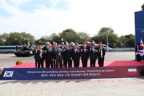 안제이 두다 폴란드 대통령 현대로템, 한화에어로 방문  