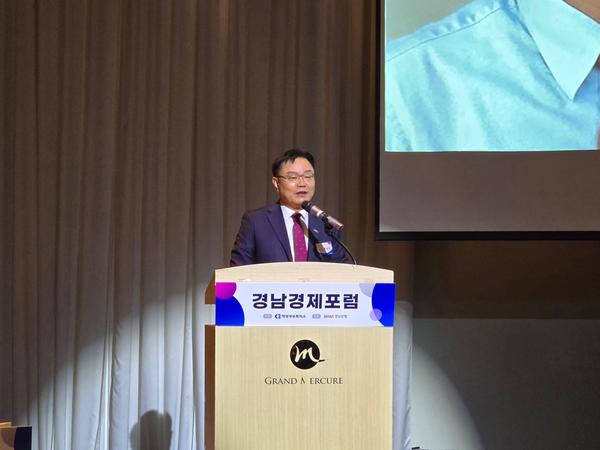 홍남표 창원특례시장, 조찬세미나 참석... 기업 소통 강화