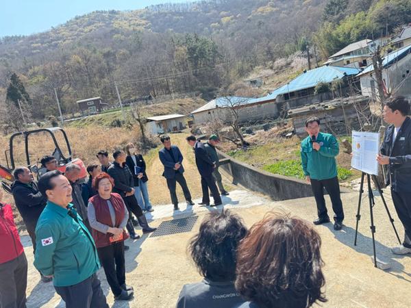구산면 수정리 156 일원 농로 정비 현장 점검