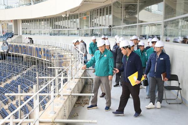 장금용 창원시장 권한대행, 창원NC파크 재개장을 위한 최종 점검 나서★장금용 창원시장 권한대행, 창원NC파크 재개장을 위한 최종 점검 나서(체육진흥과) (1).jpg