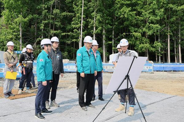 창원특례시,‘대한민국 안전대전환’집중안전점검 실시★창원특례시, ‘대한민국 안전대전환’ 집중안전점검 실시(안전총괄담당관) (1).jpg