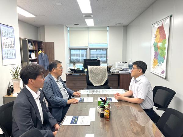 장금용 창원특례시장 권한대행, 지역 현안 대응 총력★장금용 창원특례시장 권한대행, 지역 현안 대응 총력(정책기획관) (1).jpeg