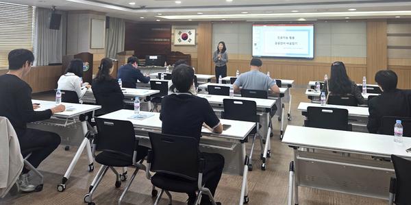 창원특례시, 인공지능(AI)으로 쉽고 바른 공공언어 다듬기 교육