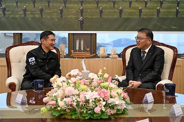 창원특례시, 2026 이순신방위산업전 성공 위해 해군과 협력 강화