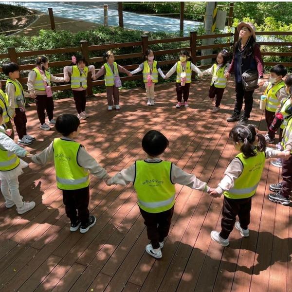 창원특례시, 유아숲체험원 교육 프로그램 운영창원특례시 산림휴양과, 유아숲체험원 교육 프로그램 운영(산림휴양과) (1).jpeg