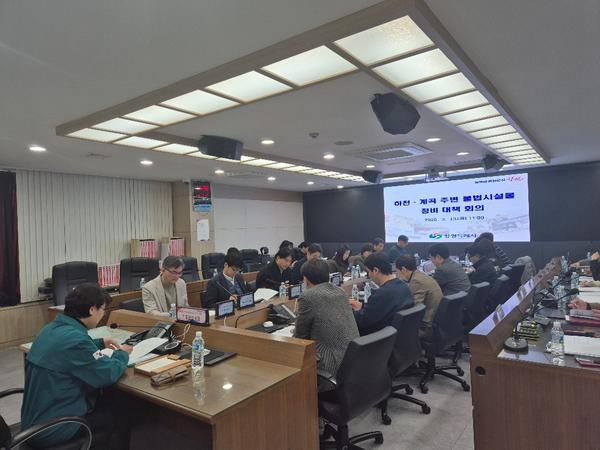 하천‧계곡 주변 불법시설물 정비 대책 회의창원특례시, 하천·계곡 불법 점용시설 정비 TF 구성...강력 정비 착수(하천과) (1).jpg