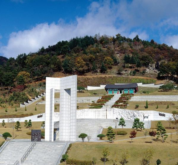 ‘제66주년 3.15의거 국가기념식’ 창원서 개최, 현직 대통령 첫 참석·정부 첫 공식사과★‘제66주년 3.15의거 국가기념식’창원서 개최, 현직 대통령 첫 참석·정부 첫 공식사과(자치행정과).jpg