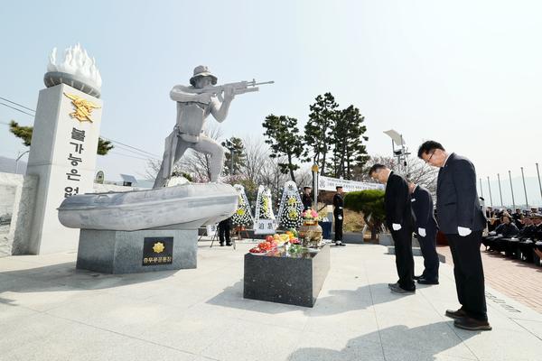 창원특례시, 고 한주호 준위 추모행사 개최★창원특례시, 고 한주호 준위 추모행사 개최(자치행정과) (1).jpg