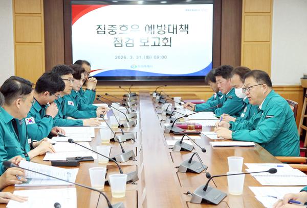 창원특례시, 선제적 여름철 집중호우 대응 체계 전면 점검★창원특례시, 선제적 여름철 집중호우 대응 체계 전면 점검(정책기획관) (1).jpg