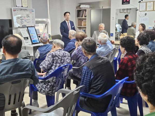 관련 사진