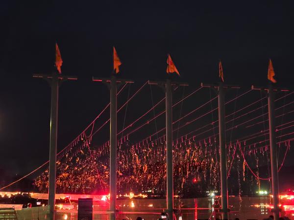 광암항 밤바다 수놓은 「2026 진동불꽃낙화축제」 성료광암항 밤바다 수놓은「2026 진동불꽃낙화축제」성료(문화예술과) (1).jpg