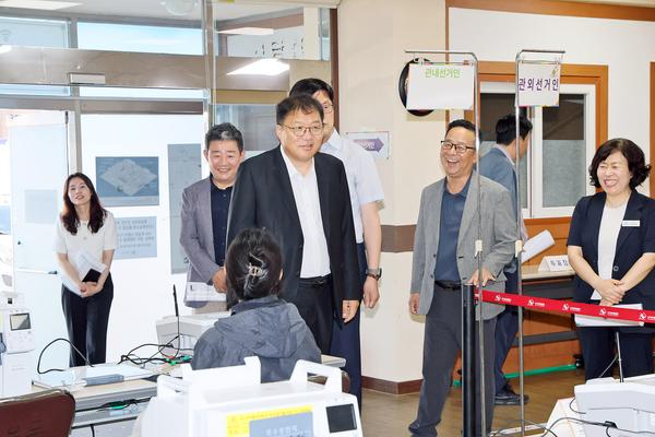 창원특례시, 사전투표 대비 현장 안전점검 강화★창원특례시, 사전투표 대비 현장 안전점검 강화(자치행정과) (1).jpg