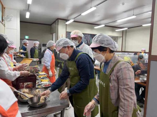 선한리더봉사단 급식 봉사 활동