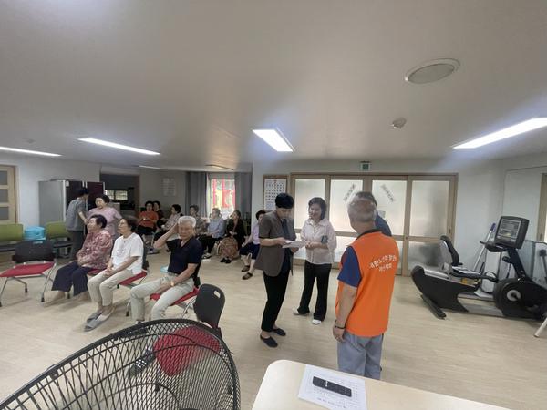 폭염피해 예방 시설점검·예방수칙 안내(내서읍 코오롱2차 아파트 경로당)