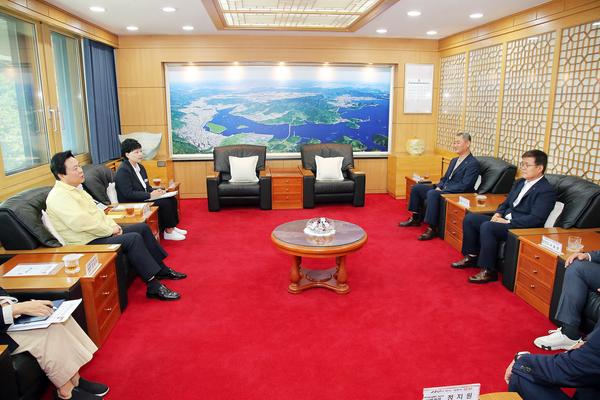 기탁식